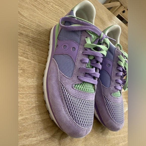 Saucony Women’s Jazz 'Triple Summer in
- Violet Lime' size 10 - Picture 3 of 13